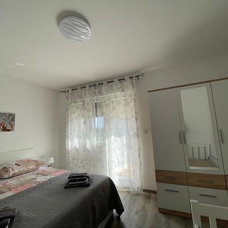 Ferienwohnung Anamaria Kaštela Exterior foto