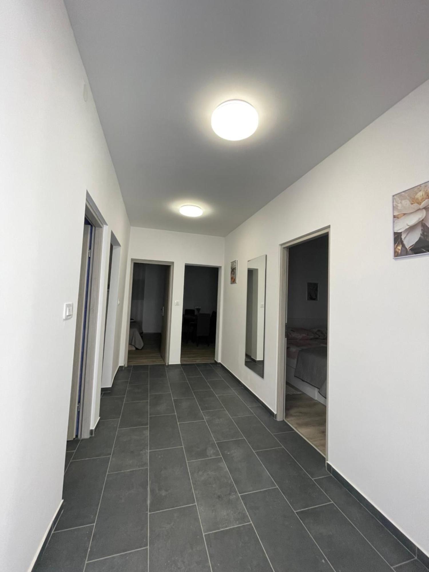 Ferienwohnung Anamaria Kaštela Exterior foto