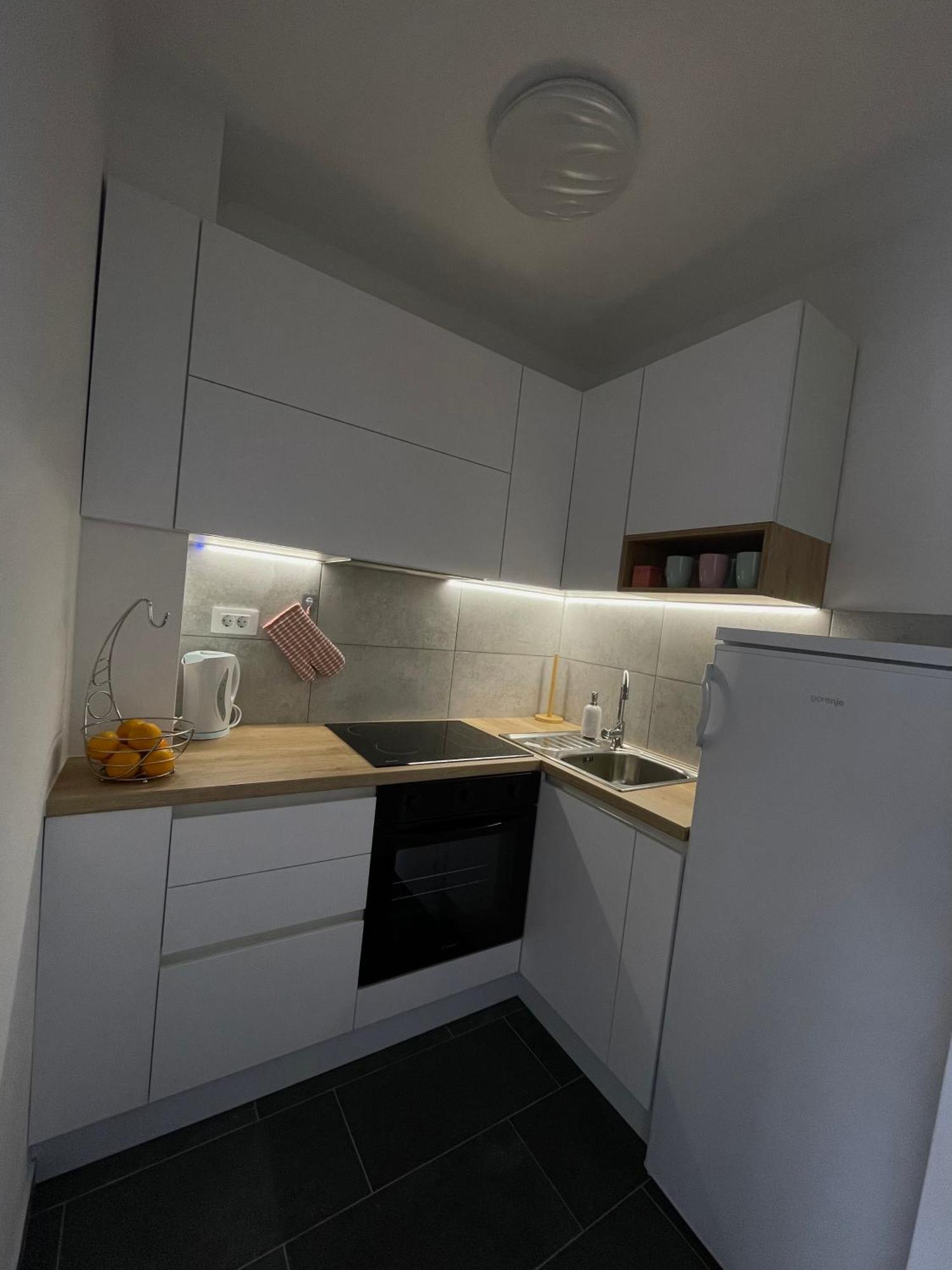 Ferienwohnung Anamaria Kaštela Exterior foto
